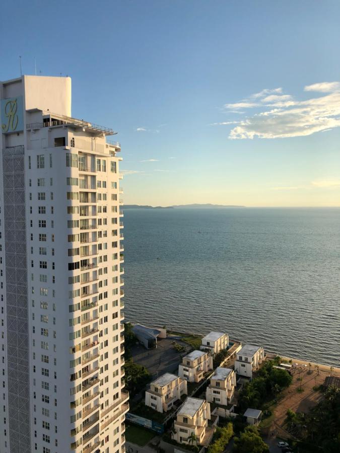 Veranda Residence Pattaya x Sea&Sky View Na Chom Thian Esterno foto