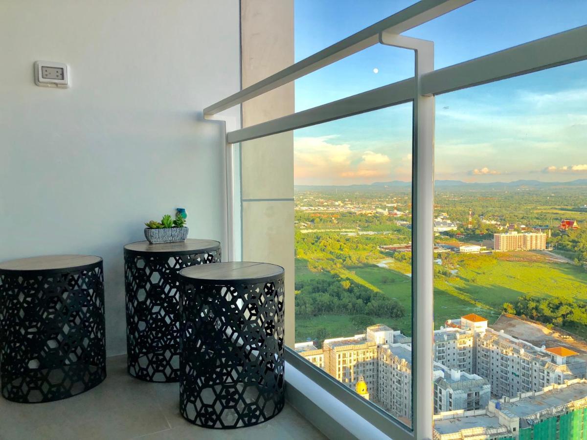 Veranda Residence Pattaya x Sea&Sky View Na Chom Thian Esterno foto